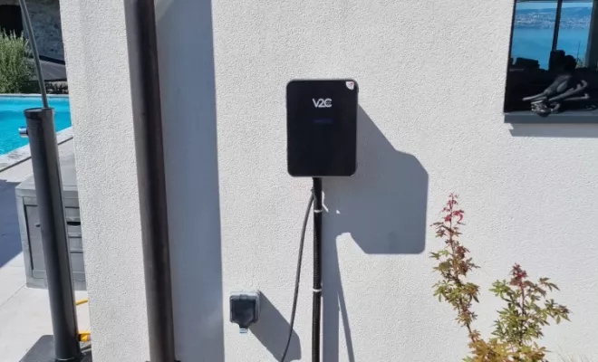 Borne de recharge V2C Trydan 